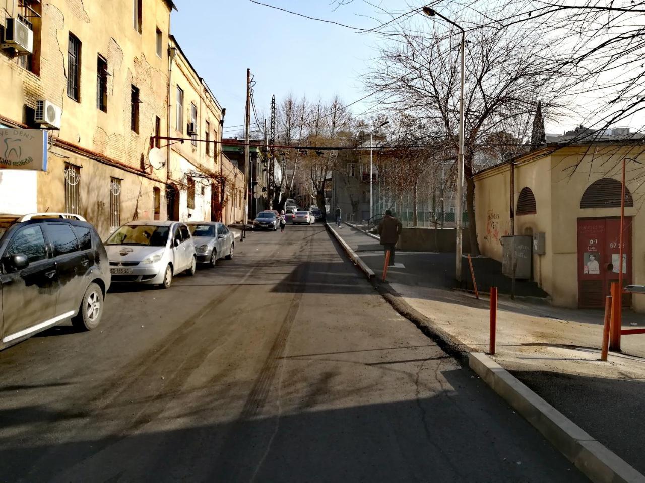 Green Corner Apartment Tbilisi Luaran gambar