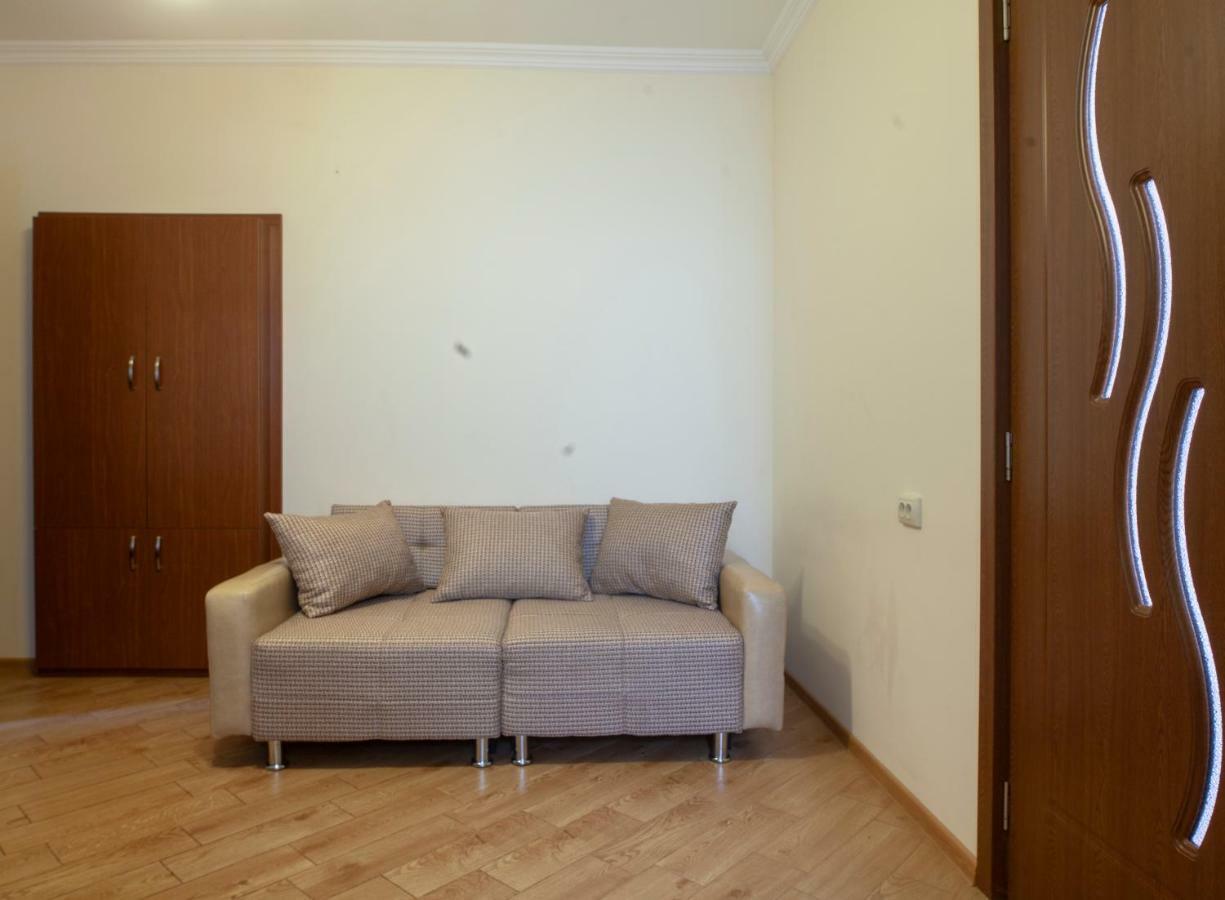 Green Corner Apartment Tbilisi Luaran gambar